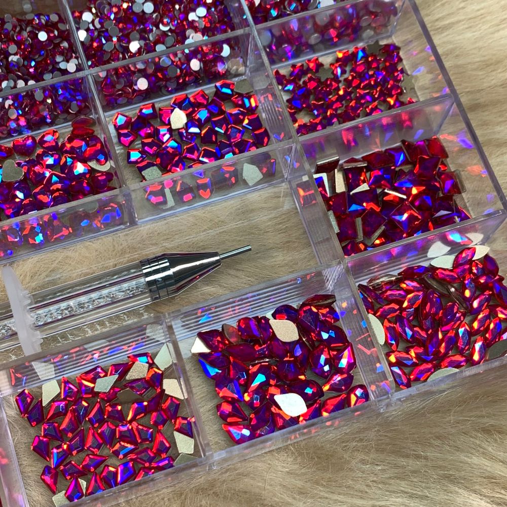 iridescent magenta rhinestones box - 6